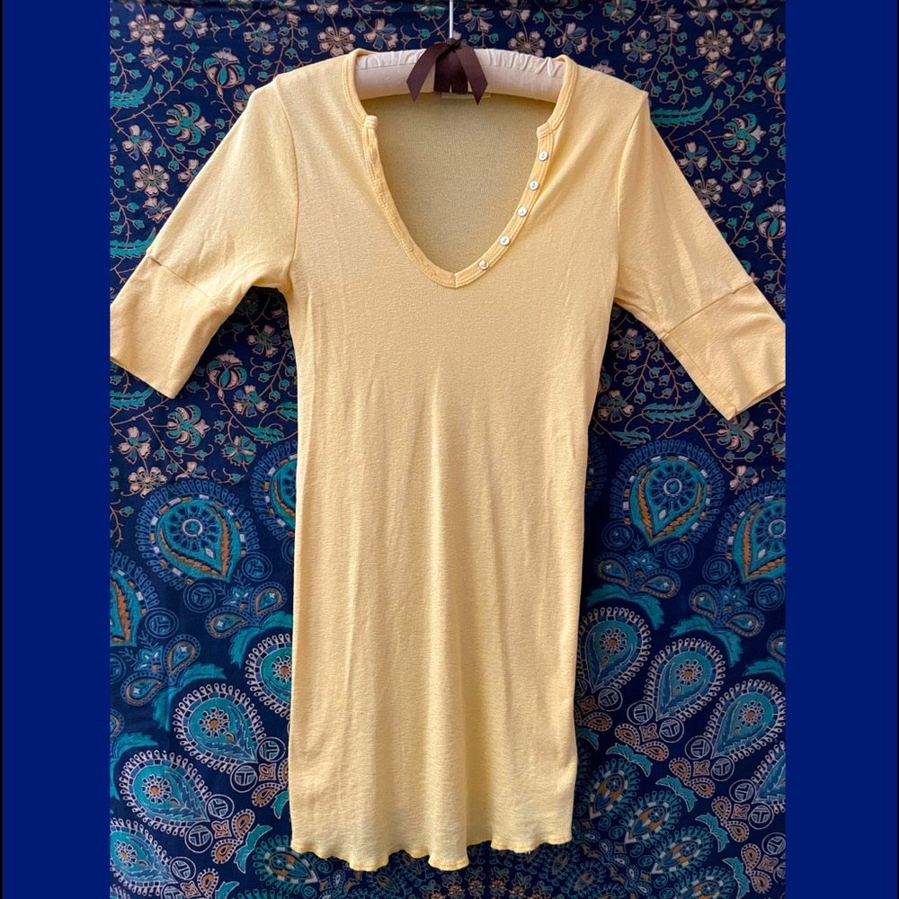 Michael Stars Buttercream V-Neck Henley